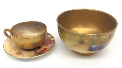 Lot 1388 - A Royal Worcester bowl with hand painted fruit...