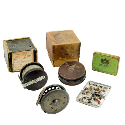 Lot 77 - A Hardy St George 3 3/4" alloy fly reel.