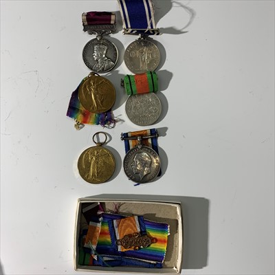 Lot 638 - World War I Group Medals - (6)
