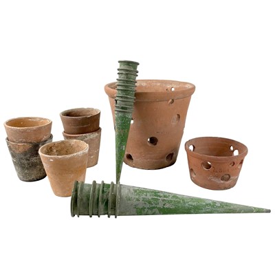 Lot 20 - Florists' galvanised flutes