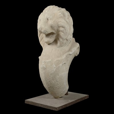 Lot 132 - An antique lion monopodia