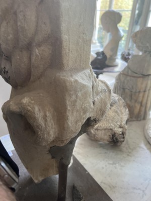 Lot 132 - An antique lion monopodia
