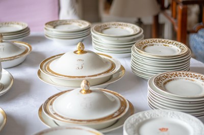 Lot 104 - Royal Dinner Service made  for HRH Augustus Frederick Duke of Cambridge (1773-1843)