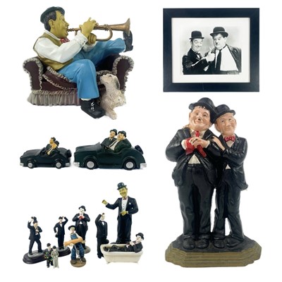 Lot 947 - Laurel & Hardy Collectables (x17).