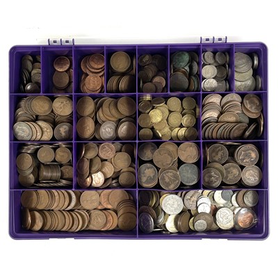 Lot 88 - Compartmentalised box of GB and World coinage