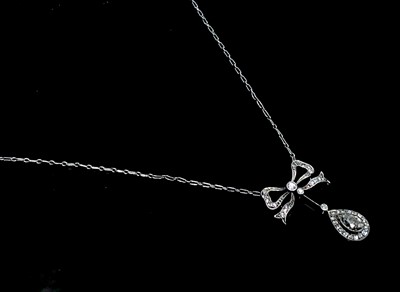 Lot 2443 - A fine Belle Epoque diamond necklace, from the...
