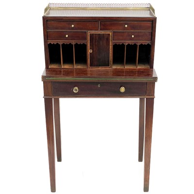 Lot 1832 - A Sheraton style lady's mahogany writing table.