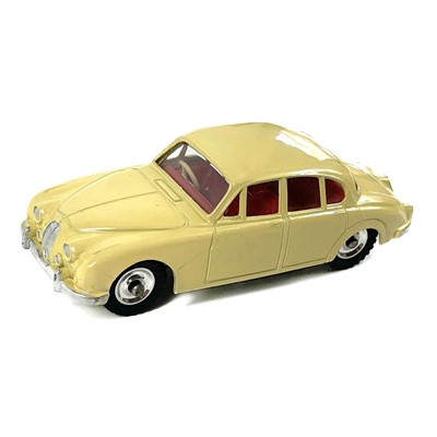 Lot 702 - Dinky toy - boxed Jaguar 3.4 saloon No. 195