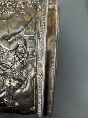 Lot 4 - An exceptional pair of Regency silver wine decanter stands by Philip Rundell.
