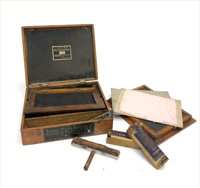 Lot 489 - An early Gestetner 'Neo-Cyclostyle' oak cased...
