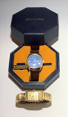 Lot 2607 - A Bulova Ambassador gentlemans wristwatch with...