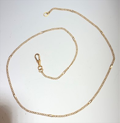 Lot 2574 - A gold chain with swivel clip 6.5gm