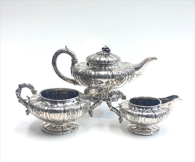 Lot 2096 - A good late Georgian three piece silver tea...